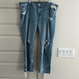 Express Girlfriend Jeans Size 14 Distressed Jeans Size 14 EUC